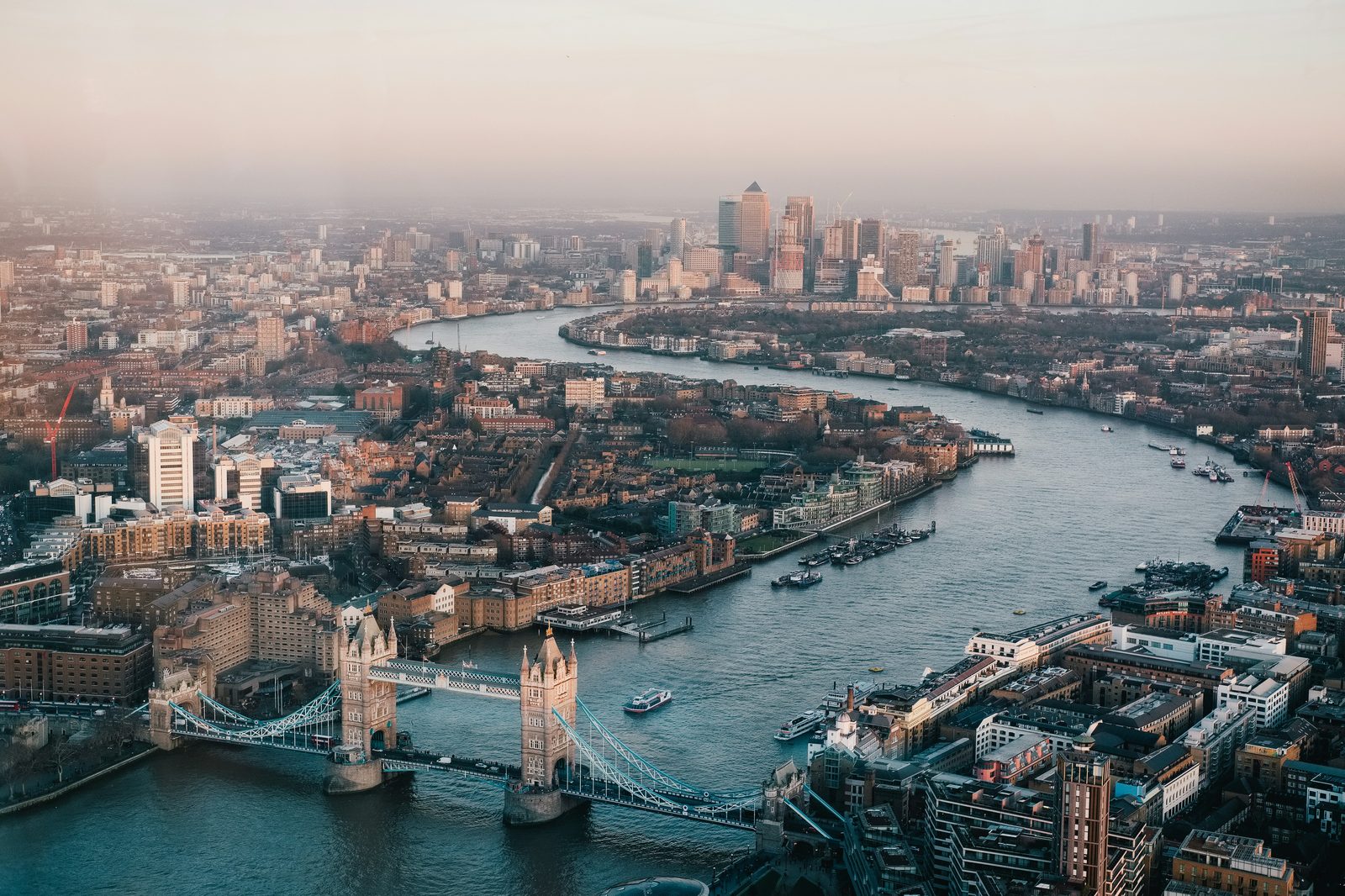 Londra'da Şirket Kurmak: 1 Günde İngiliz Limited Şirketi